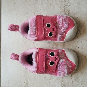 Pink Nike Toddler Running Shoes sz5